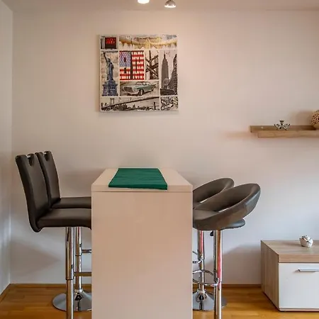 Apartamento Central + Free Parking Spot *