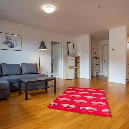 Central + Free Parking Spot Apartment Fulpmes